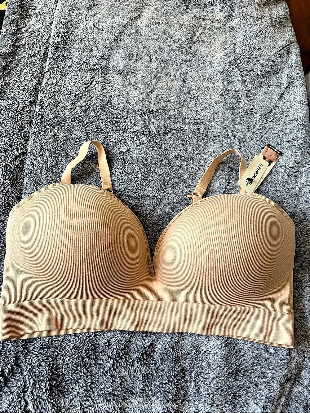 Boundaries Wireless Bra in Beige XXL